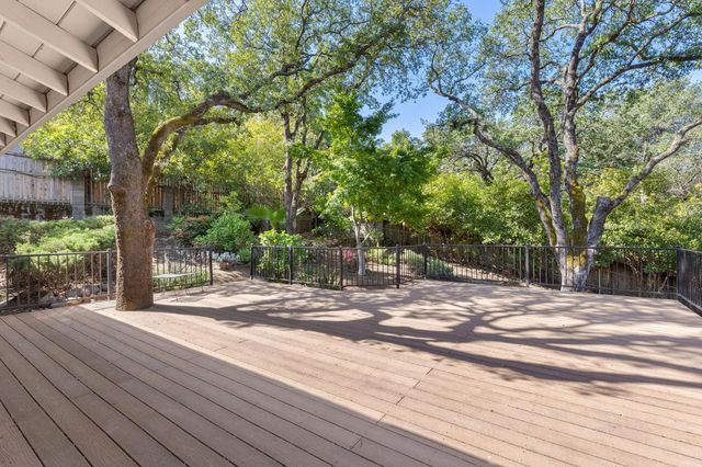 8830 Mooney Rd, Granite Bay, CA 95746