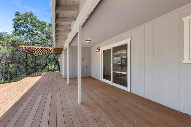8830 Mooney Rd, Granite Bay, CA 95746