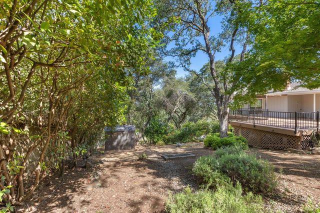 8830 Mooney Rd, Granite Bay, CA 95746