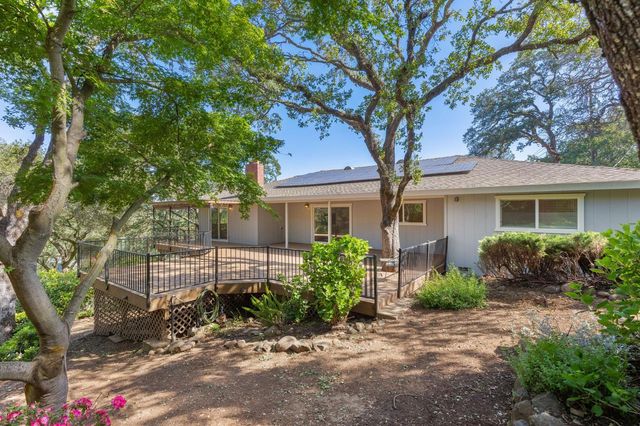 8830 Mooney Rd, Granite Bay, CA 95746