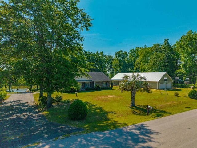 141 Stoudenmire Drive, Cameron, SC 29030