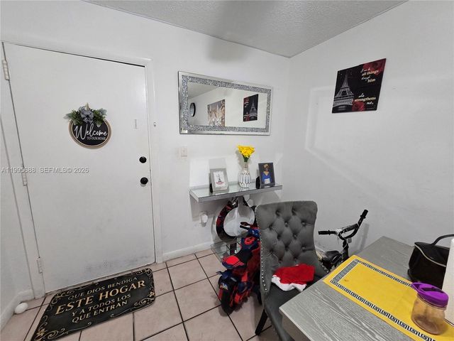 3600 NW 21st Street 309, Lauderdale Lakes, FL 33311