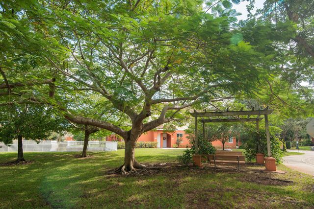 49 SE Sedona Circle 201, Stuart, FL 34994