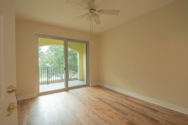 49 SE Sedona Circle 201, Stuart, FL 34994