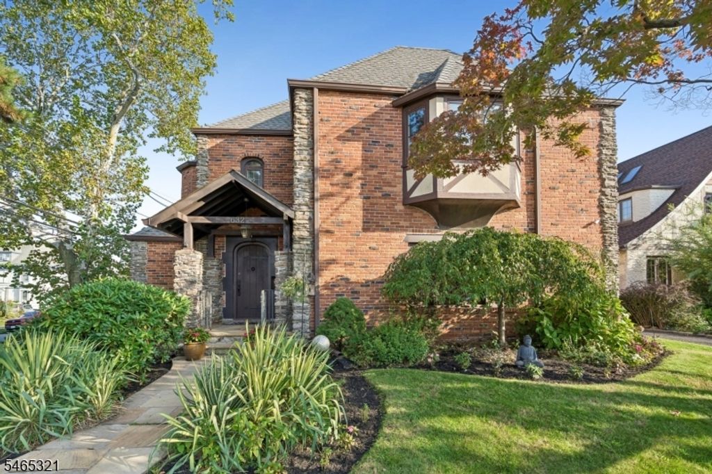 632 Belgrove Dr, Kearny Town, NJ 07032 — photo 2