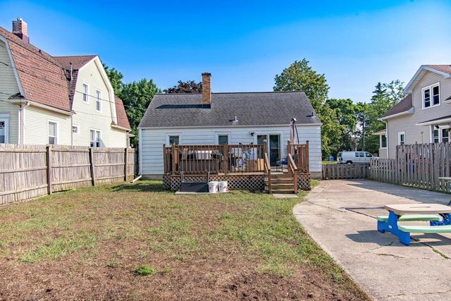 2000 42nd STREET, Kenosha, WI 53140
