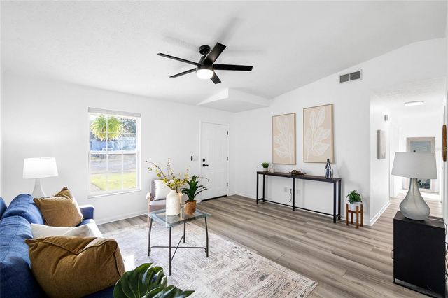 1301 FOXWOOD DRIVE, Lutz, FL 33549