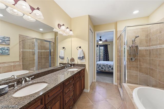8986 Cambria CIR 2204, Naples, FL 34113