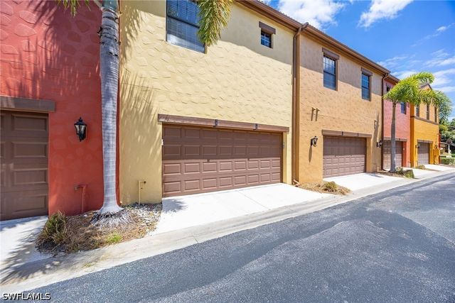 8986 Cambria CIR 2204, Naples, FL 34113