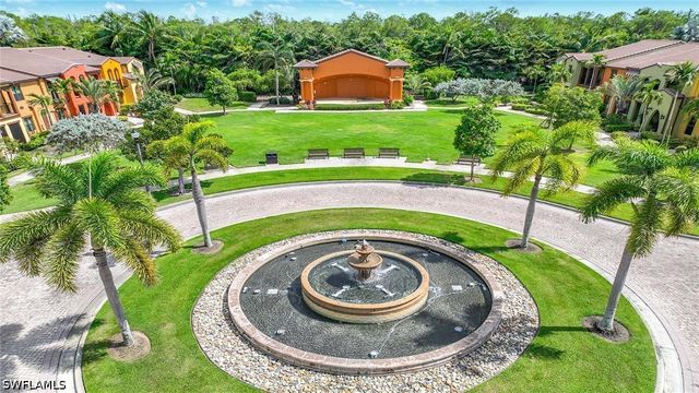 8986 Cambria CIR 2204, Naples, FL 34113