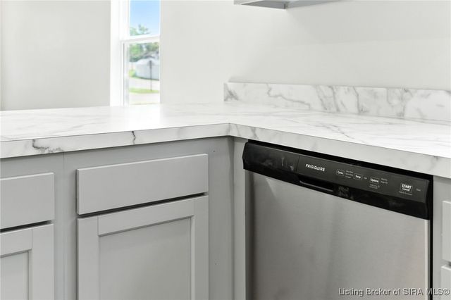 306 Taff Street, Charlestown, IN 47111