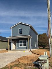 306 Taff Street, Charlestown, IN 47111