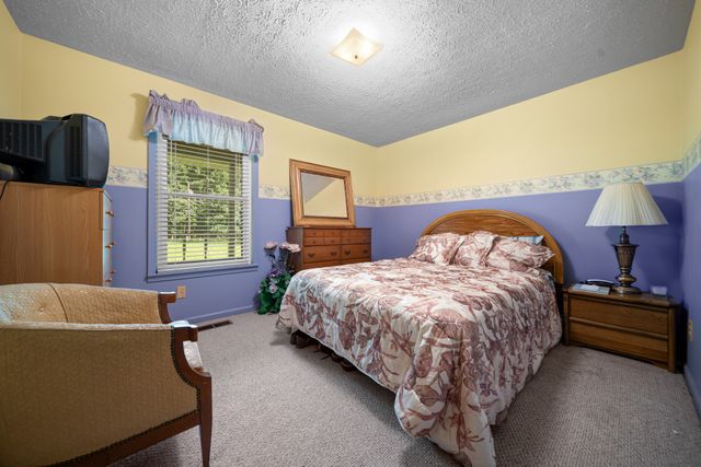 211 Rouse Rd, Dickson, TN 37055