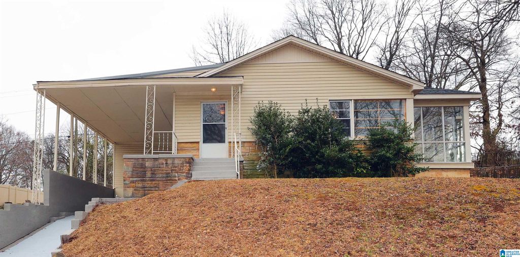 1325 KILBY TERRACE, Anniston, AL 36207