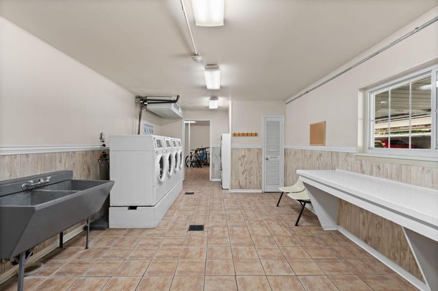 2601 Bellefontaine Street B105, Houston, TX 77025