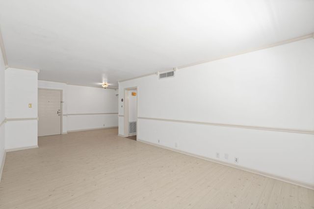 2601 Bellefontaine Street B105, Houston, TX 77025