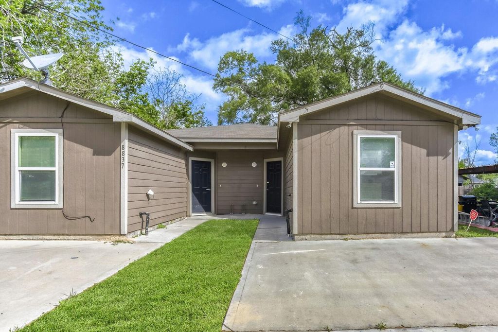 8837 Crestview Drive A-B, Houston, TX 77078