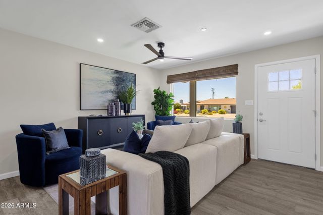 6632 E Oak Street, Scottsdale, AZ 85257