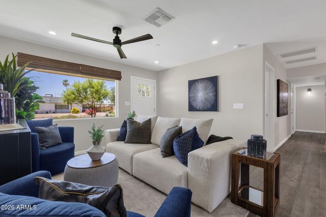 6632 E Oak Street, Scottsdale, AZ 85257