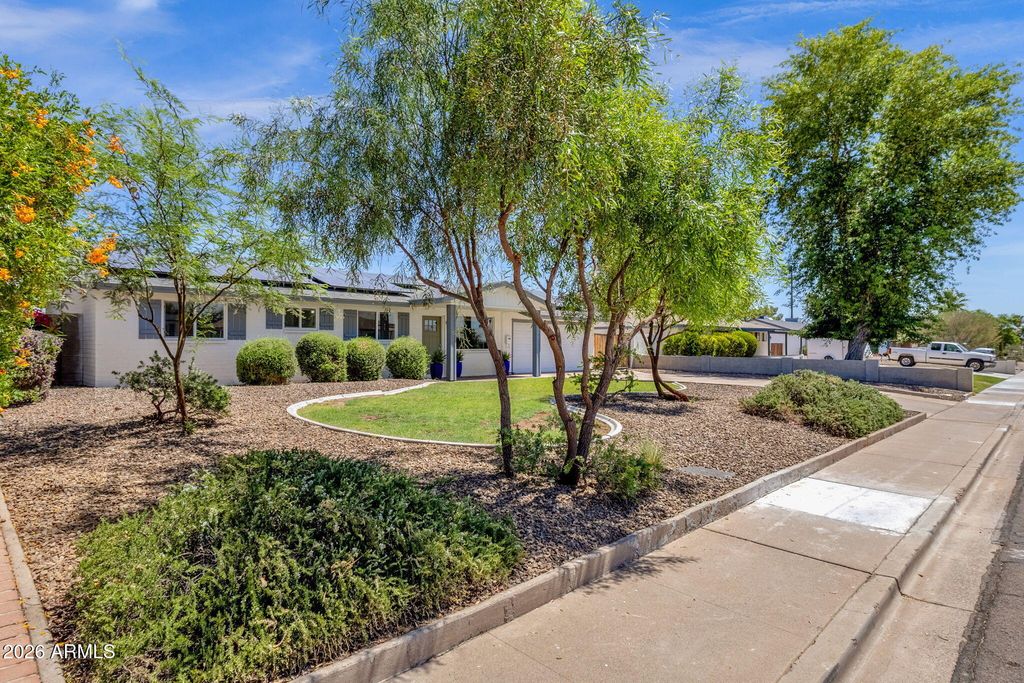 6632 E Oak Street, Scottsdale, AZ 85257