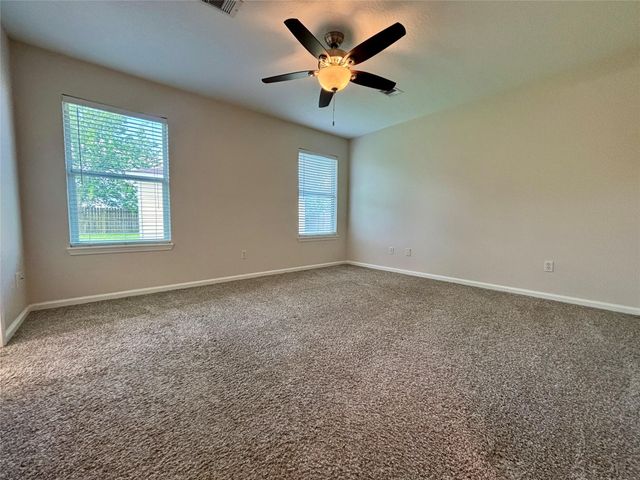 13019 Skyline Drive, Willis, TX 77318