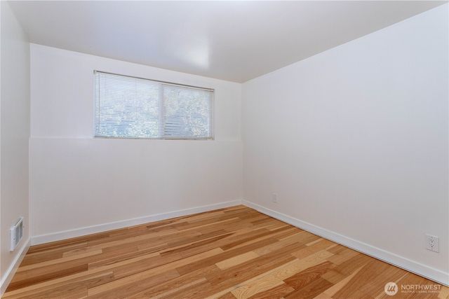 3905 NE 6th Street, Renton, WA 98056