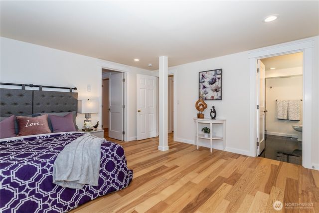 3905 NE 6th Street, Renton, WA 98056