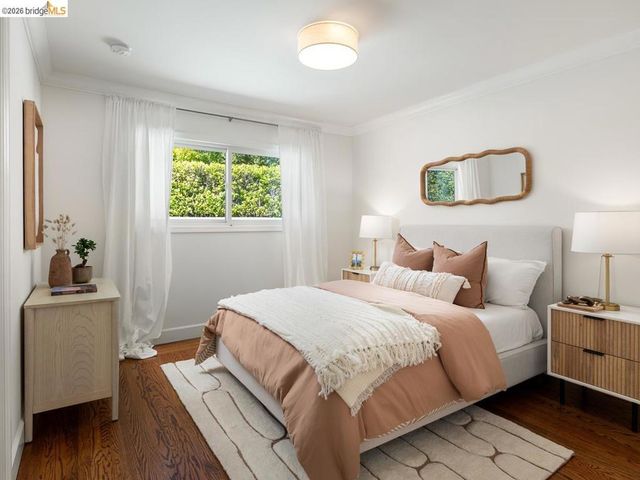 12700 Skyline Blvd, Oakland, CA 94619