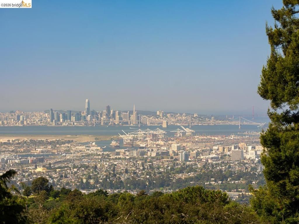 Image 51 of property listing at 12700 Skyline Blvd, Oakland, CA 94619