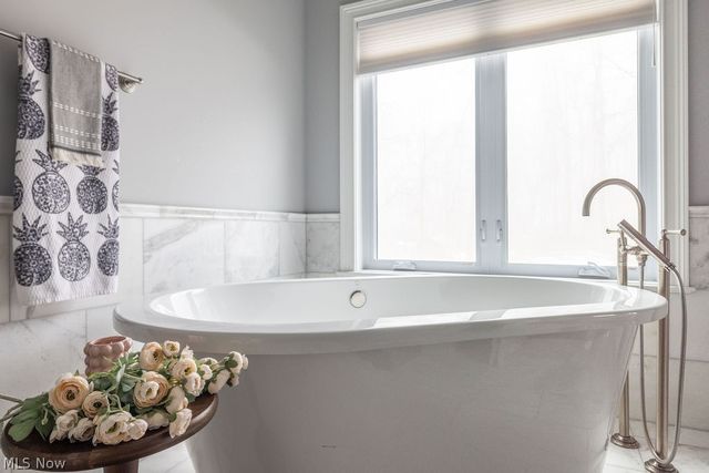 16831 Ravenna Road, Chagrin Falls, OH 44023