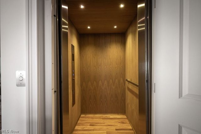 16831 Ravenna Road, Chagrin Falls, OH 44023