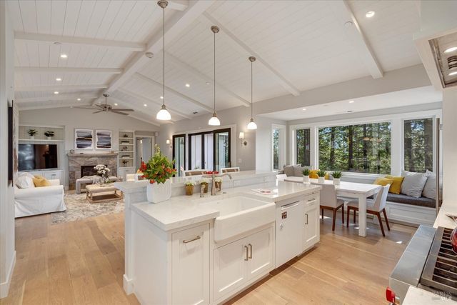 1155 Las Posadas Rd, Angwin, CA 94508