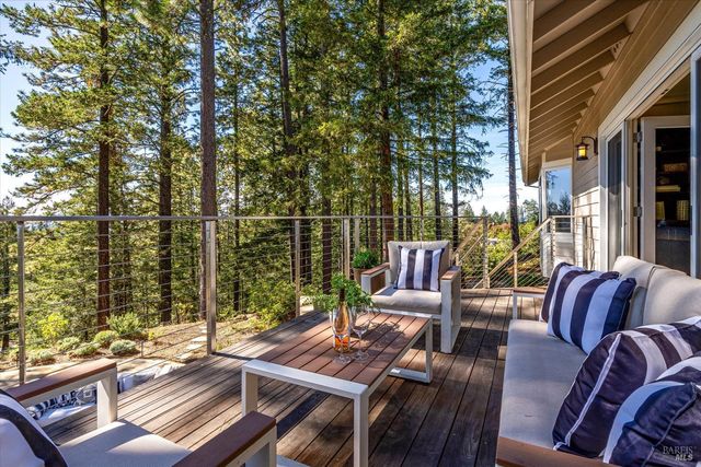 1155 Las Posadas Rd, Angwin, CA 94508