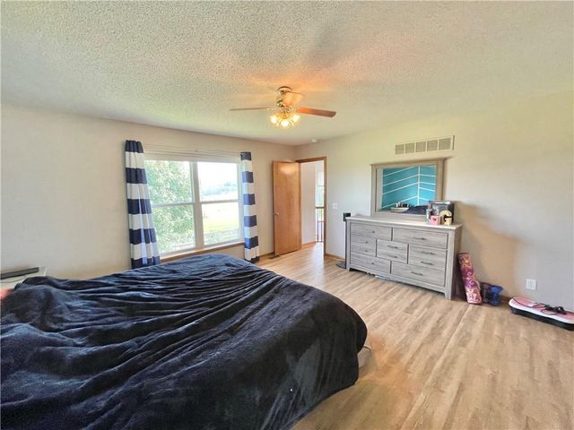 2224 W Ivory Circle, Excelsior Springs, MO 64024
