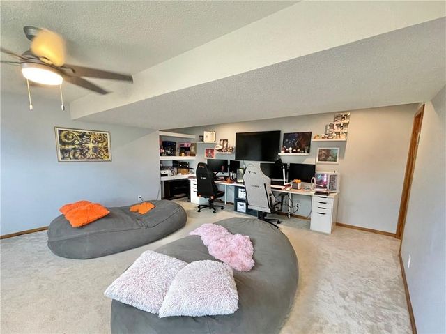 2224 W Ivory Circle, Excelsior Springs, MO 64024