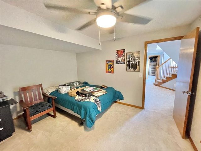 2224 W Ivory Circle, Excelsior Springs, MO 64024