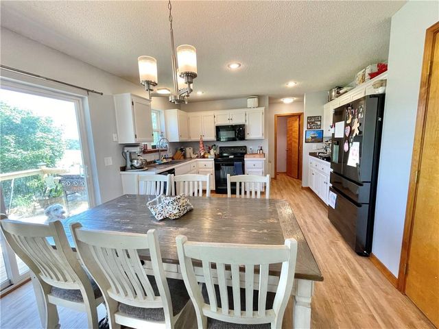 2224 W Ivory Circle, Excelsior Springs, MO 64024