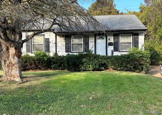 10429 Renfrew Drive, St Louis, MO 63137