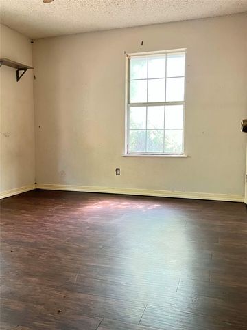 8116 Albert Street, White Settlement, TX 76108