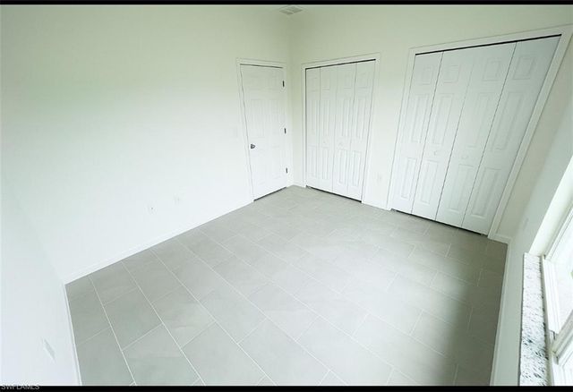 4107 19th ST SW, Lehigh Acres, FL 33976