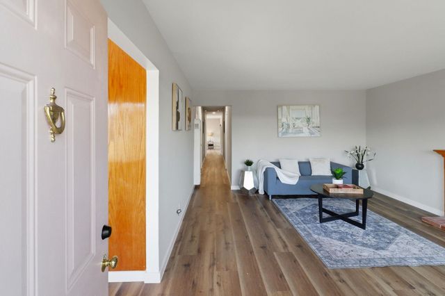 280 Calais Dr, Pinole, CA 94564