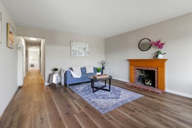 280 Calais Dr, Pinole, CA 94564