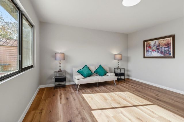 280 Calais Dr, Pinole, CA 94564