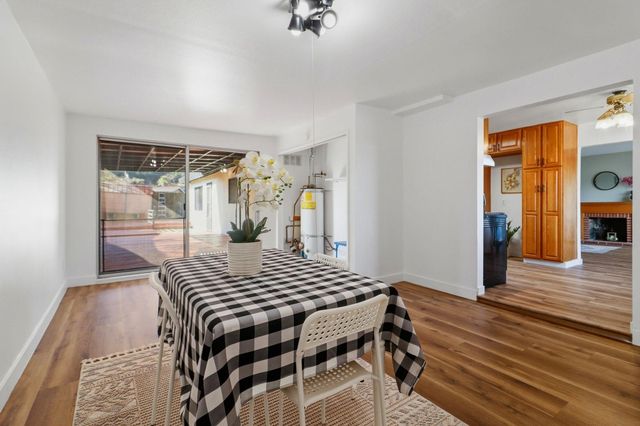 280 Calais Dr, Pinole, CA 94564