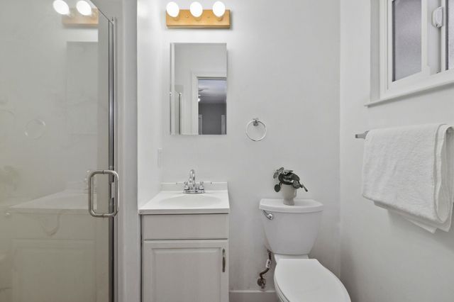 280 Calais Dr, Pinole, CA 94564