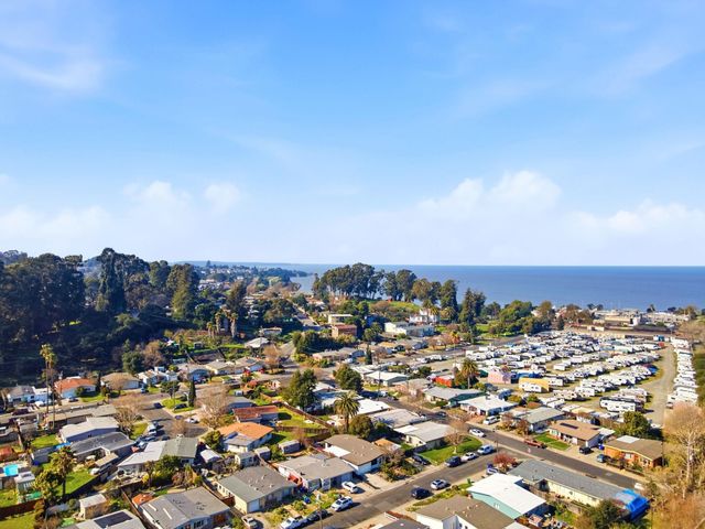 280 Calais Dr, Pinole, CA 94564