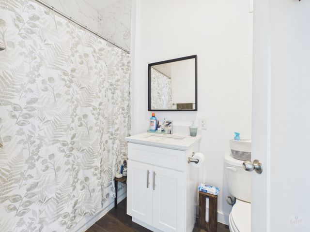 1010 W 26th ST 306, Austin, TX 78705