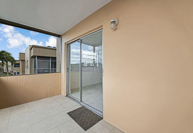 506 Capri K K, Delray Beach, FL 33484