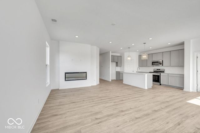 10601 Mangrove Drive, Indianapolis, IN 46239