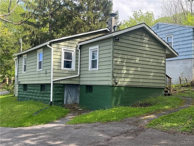 227 Scott Avenue, Camillus, NY 13219